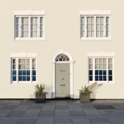 Sandtex Ultra Smooth Masonry Paint - Ivory Stone - 150ml -Sandtex 12804566 8654870274422320