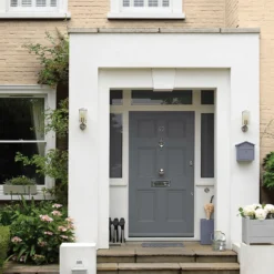 Sandtex Ultra Smooth Masonry Paint - Light Cream - 150ml -Sandtex 12804747 3814870274403918