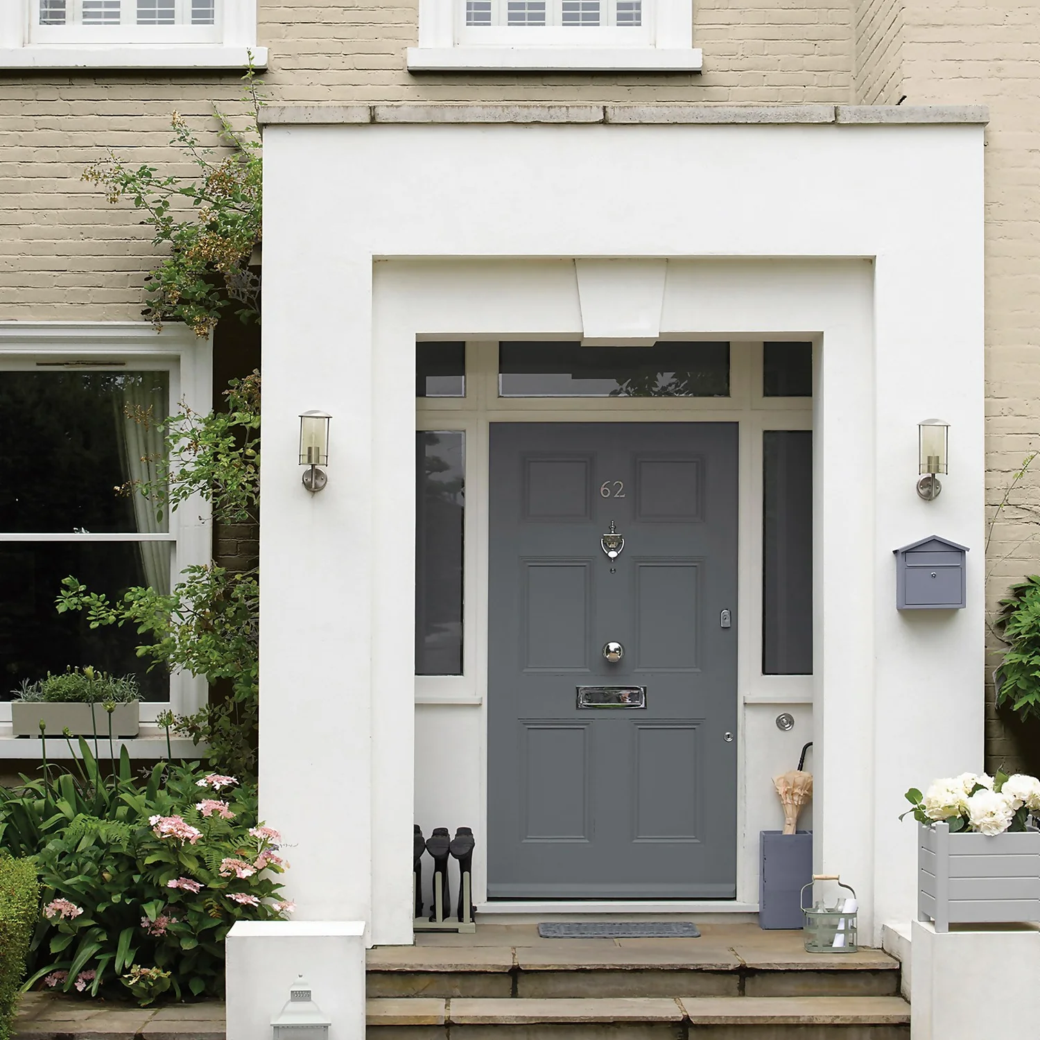 Sandtex® Ultra Smooth Masonry Paint Country Stone - 5L 5 Sandtex® Ultra Smooth Masonry Paint Country Stone - 5L - Image 5