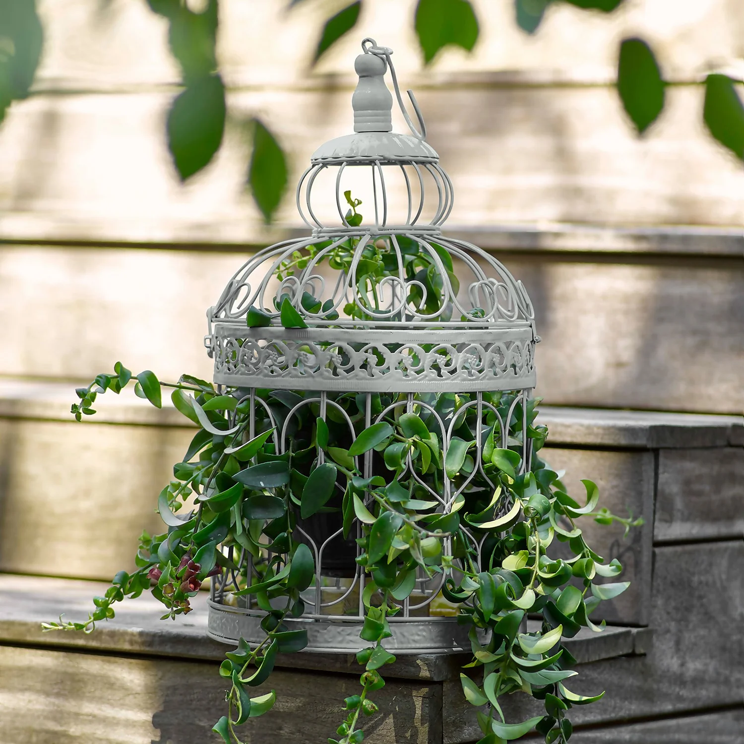 Sandtex® Exterior 10 Year Satin Paint Cloudy Day - 750ml 3 Sandtex® Exterior 10 Year Satin Paint Cloudy Day - 750ml - Image 3