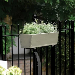 Sandtex® Exterior 10 Year Gloss Paint Charcoal Black - 2.5L -Sandtex 12837857 1684872087518337