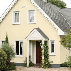 Sandtex Ultra Smooth Cornish Cream Masonry Paint, 10L -Sandtex sandtex ultra smooth cornish cream masonry paint 10l5010131474095 02i bq