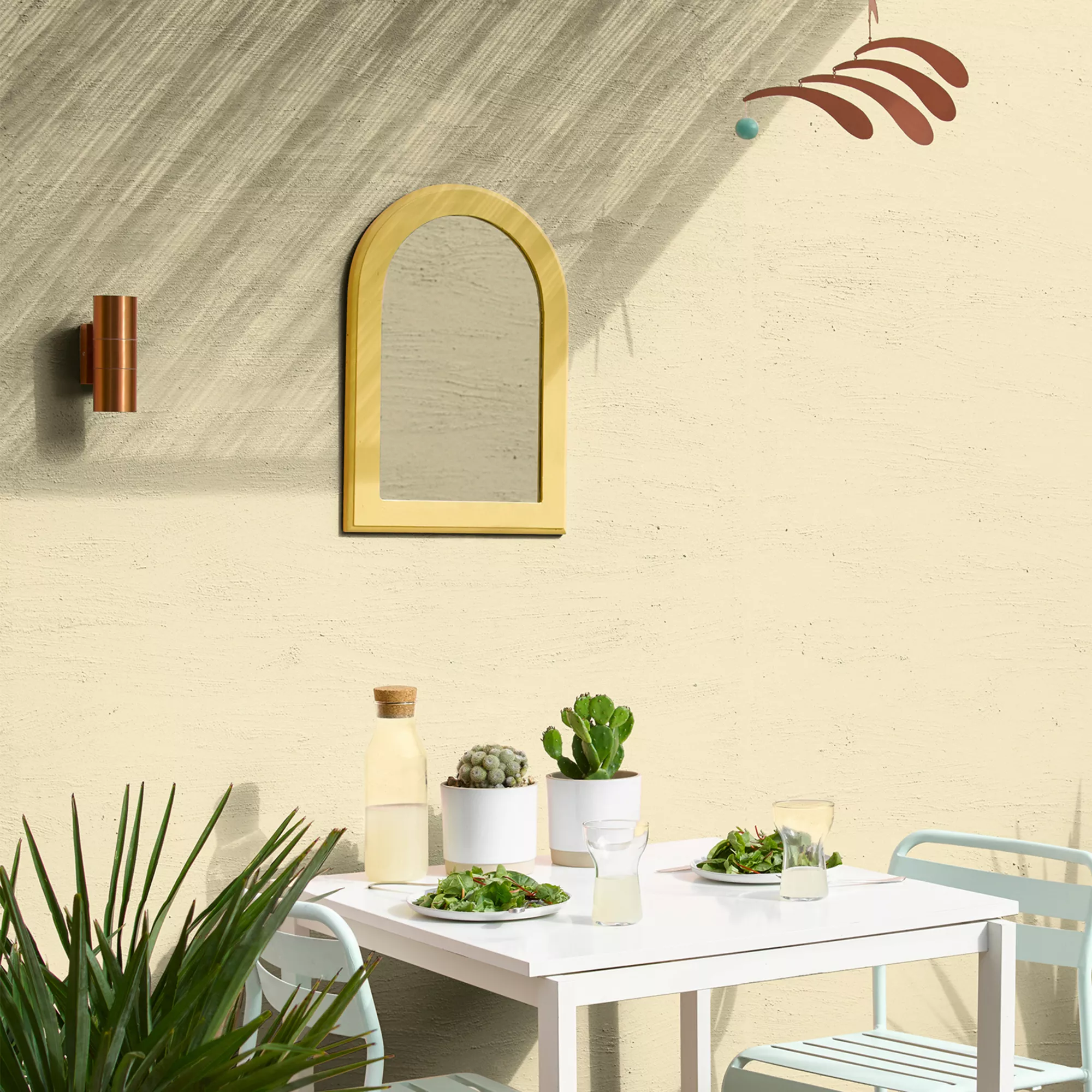 Sandtex Ultra Smooth Cornish Cream Masonry Paint, 5L 6 Sandtex Ultra Smooth Cornish Cream Masonry Paint, 5L - Image 6